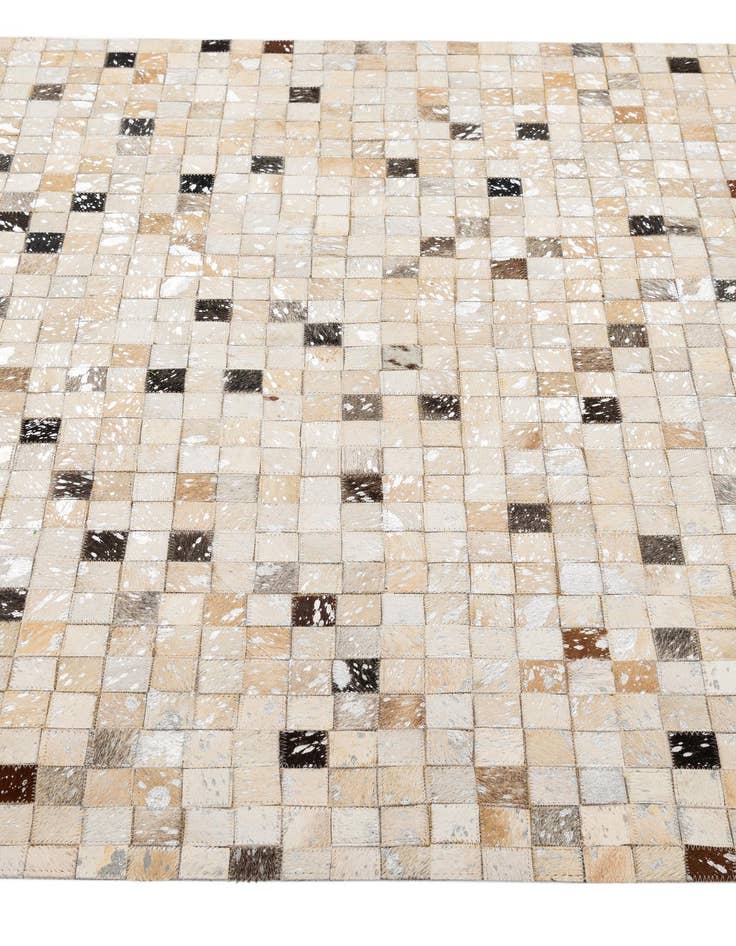 Detail image of  4' 1 x 6' Cowhide - Patchwork Rug