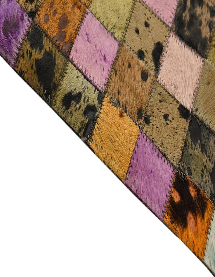 Detail image of  5' 4 x 8' Cowhide Rug