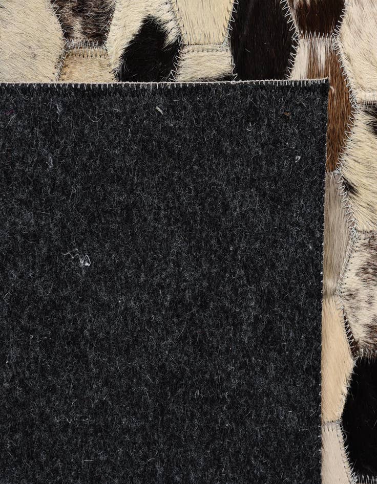 Detail image of  5' x 7' 10 Cowhide Rug