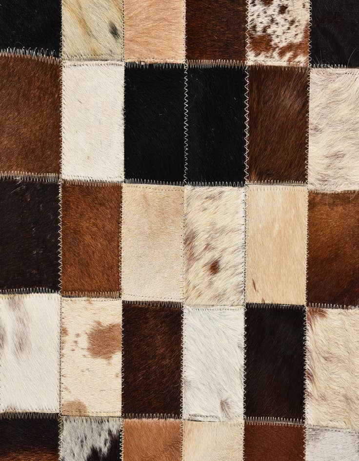 Detail image of  5' x 7' 10 Cowhide Rug