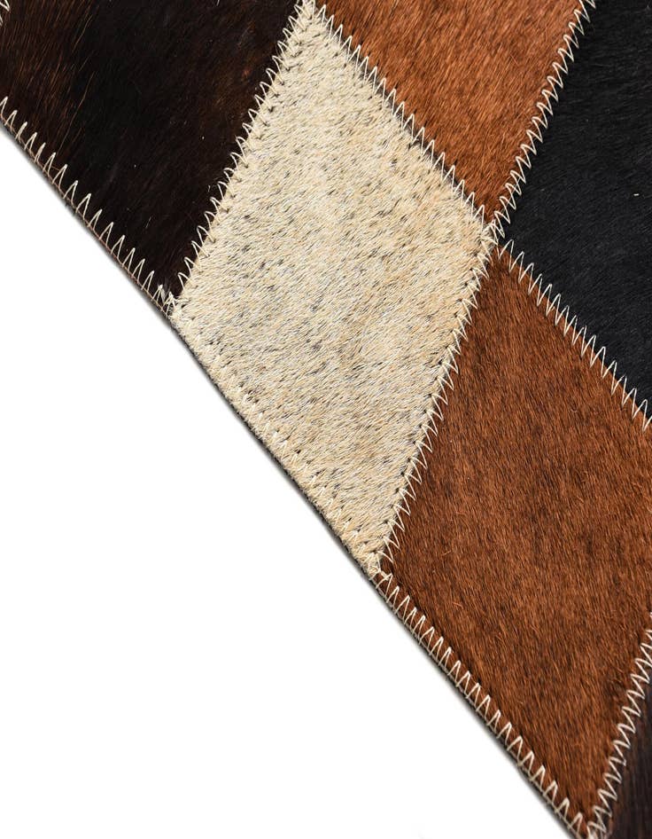 Detail image of  5' x 7' 10 Cowhide Rug