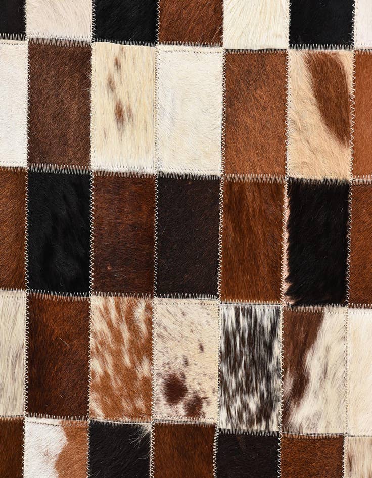 Detail image of  5' x 7' 10 Cowhide Rug