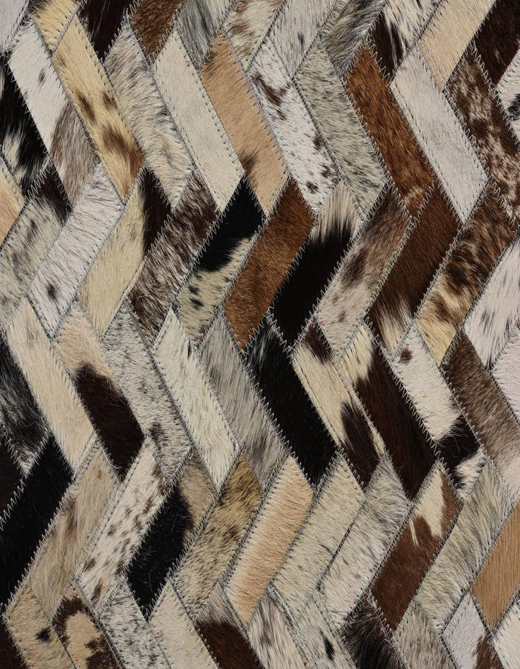 Detail image of  5' x 7' 10 Cowhide Rug