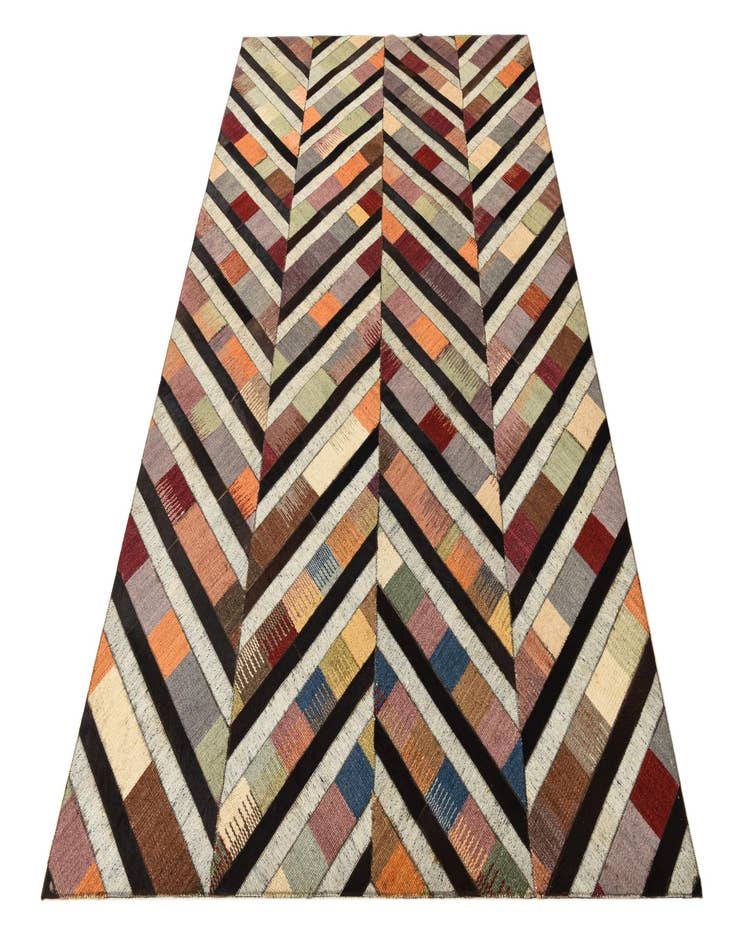 Detail image of  5' x 7' 10 Cowhide Rug