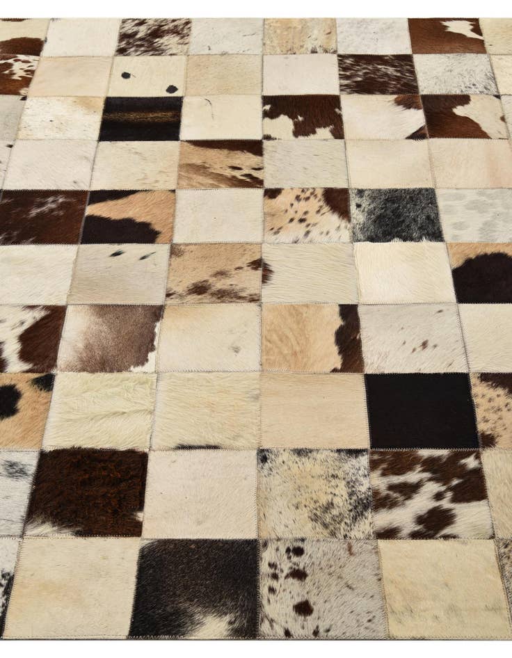 Detail image of  5' x 7' 10 Cowhide Rug