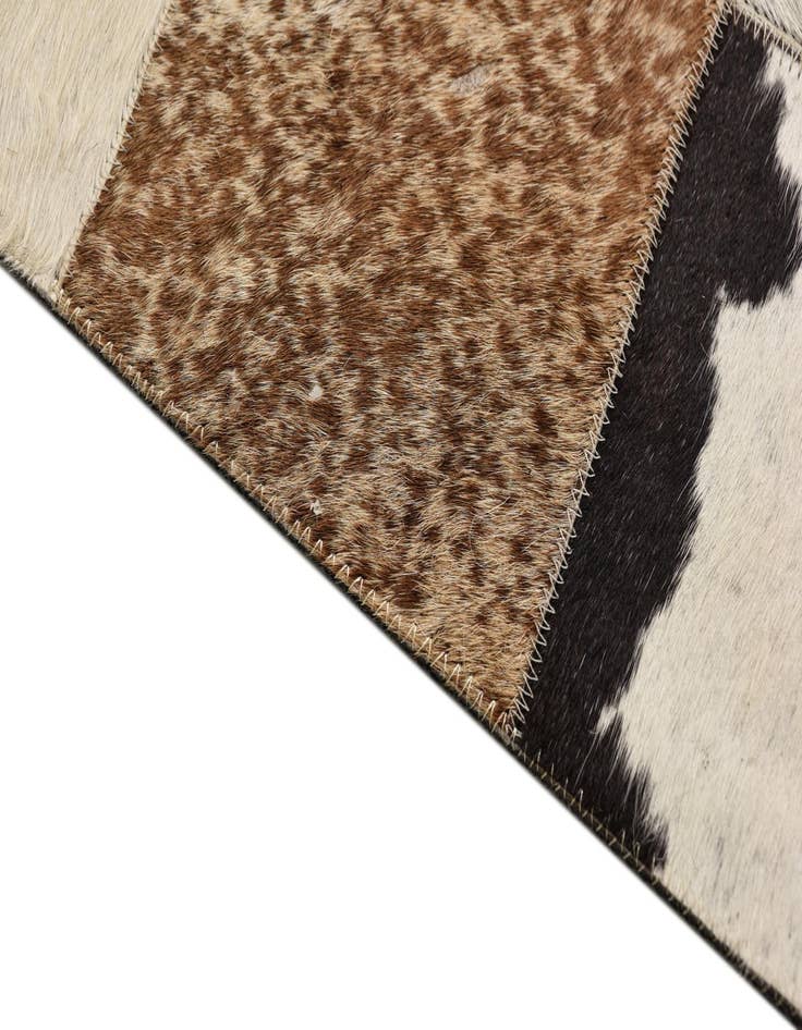 Detail image of  5' x 7' 10 Cowhide Rug
