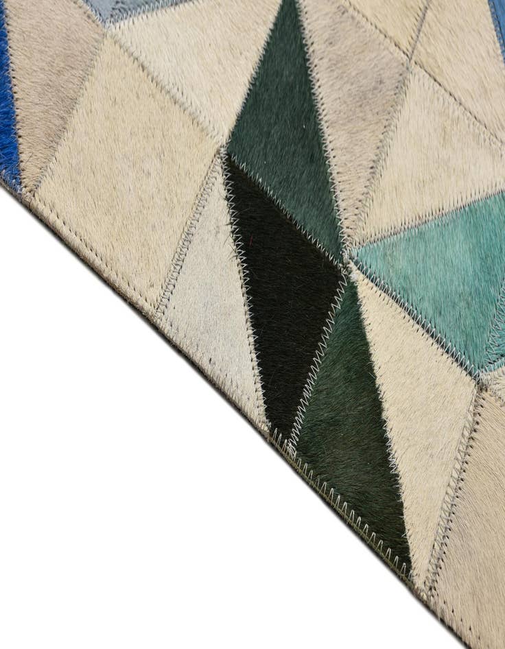 Detail image of  5' x 7' 10 Cowhide Rug
