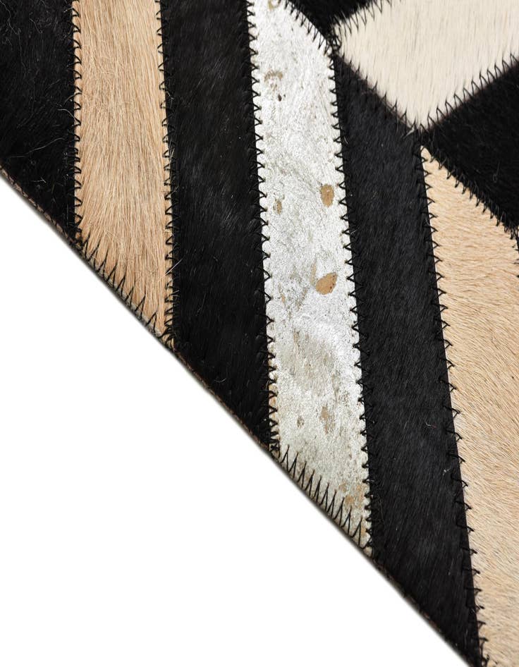 Detail image of  5' 2 x 8' Cowhide Rug