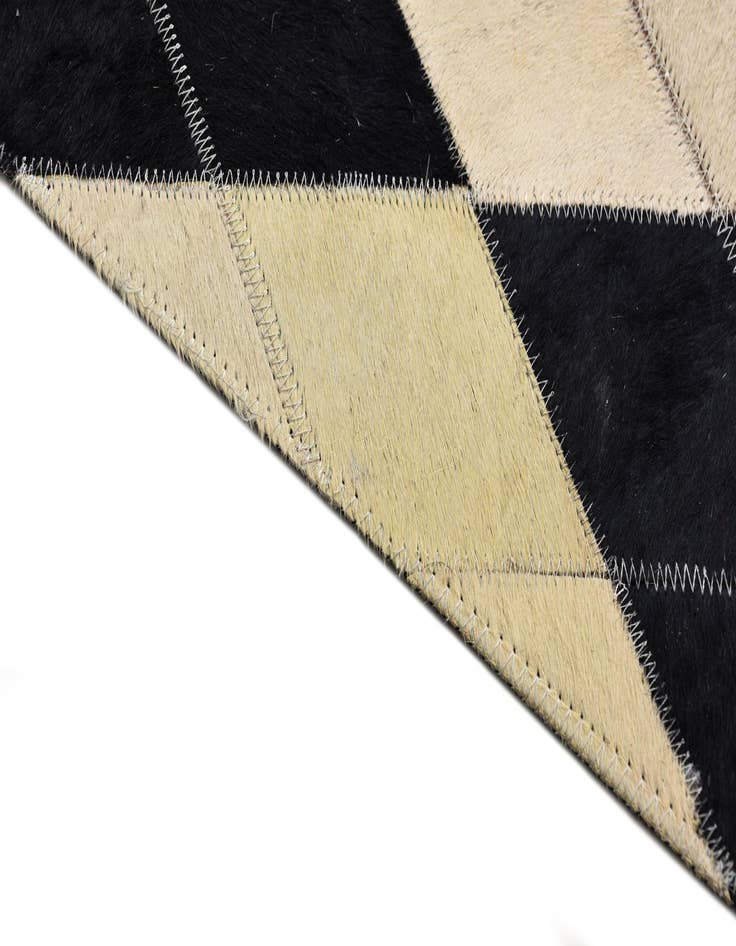 Detail image of 4' x 5' 10 Cowhide Rug