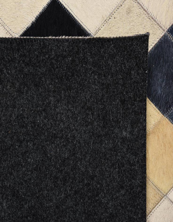 Detail image of 4' x 5' 10 Cowhide Rug