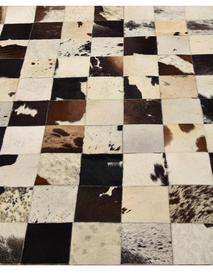 Detail image of  5' x 7' 10 Cowhide Rug