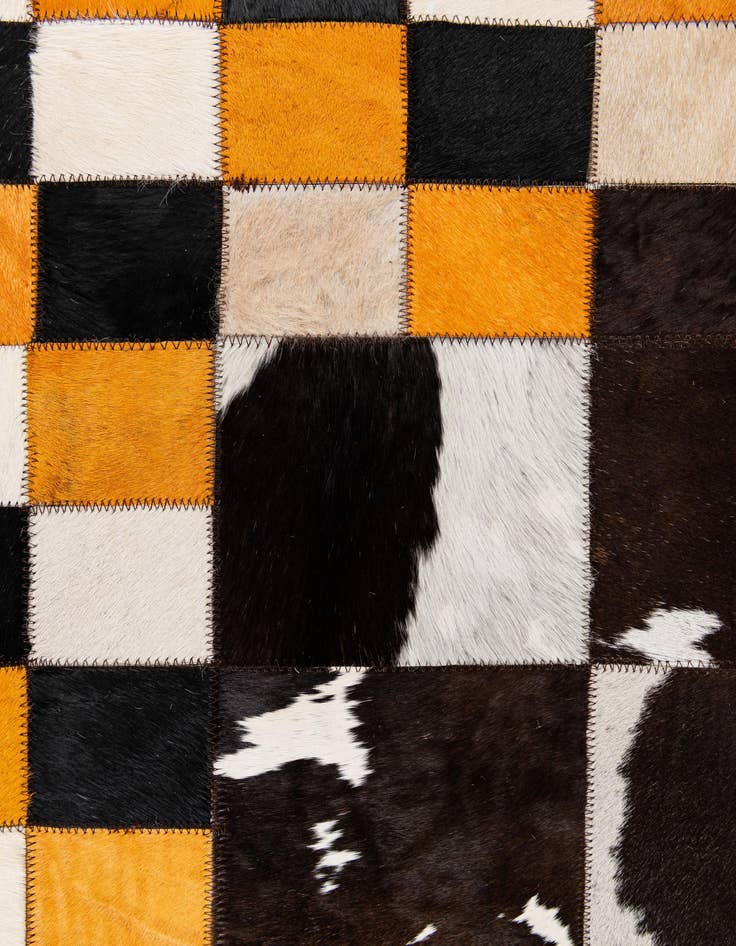 Detail image of  8' x 10' Cowhide Stocks Rug