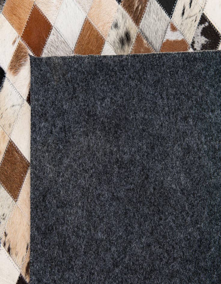 Detail image of  8' 1 x 10' Cowhide Stocks Rug