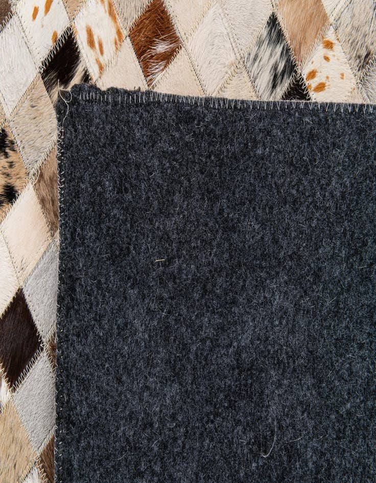 Detail image of  8' x 10' Cowhide Stocks Rug
