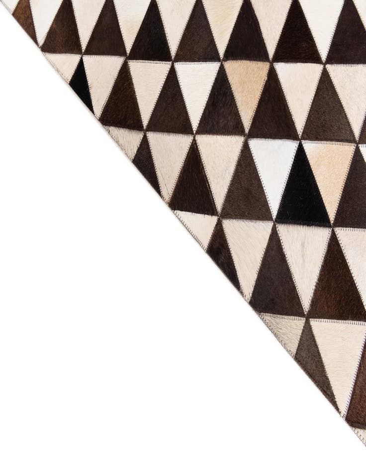Detail image of  8' x 10' 1 Cowhide Stocks Rug