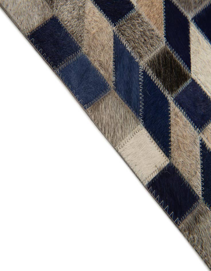 Detail image of  8' 2 x 10' Cowhide Stocks Rug