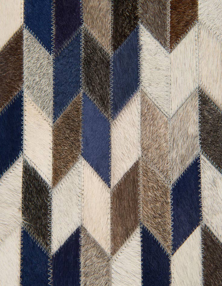 Detail image of  8' 2 x 10' Cowhide Stocks Rug