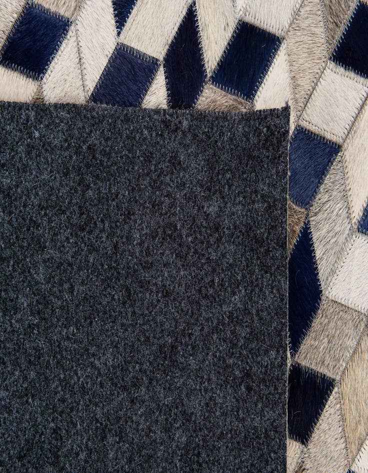 Detail image of  8' 1 x 10' Cowhide Stocks Rug