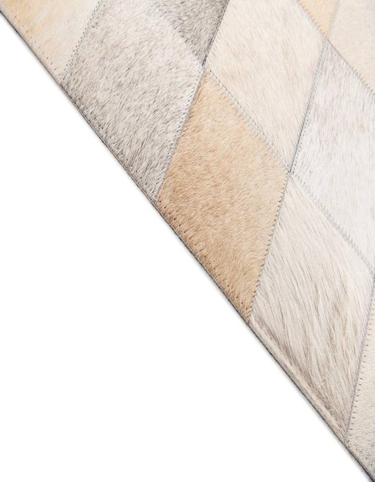 Detail image of  8' x 9' 10 Cowhide Stocks Rug
