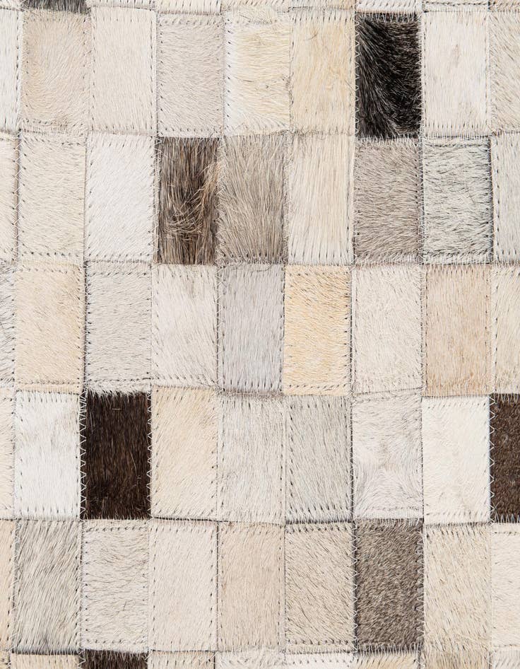 Detail image of  8' x 9' 10 Cowhide Stocks Rug
