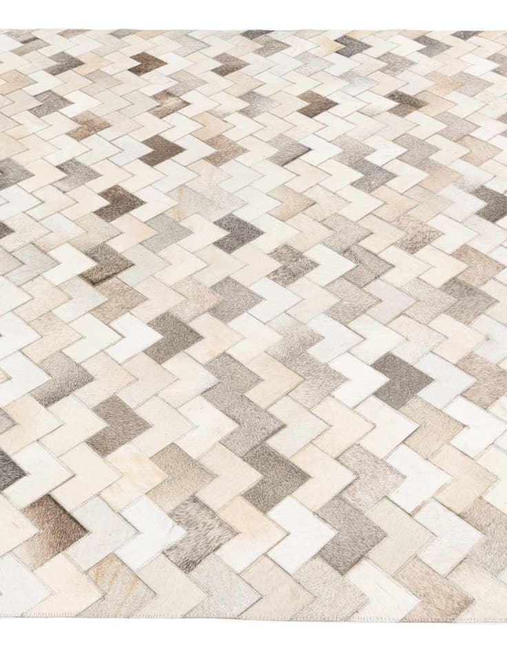 Detail image of  6' x 9' Cowhide Stocks Rug