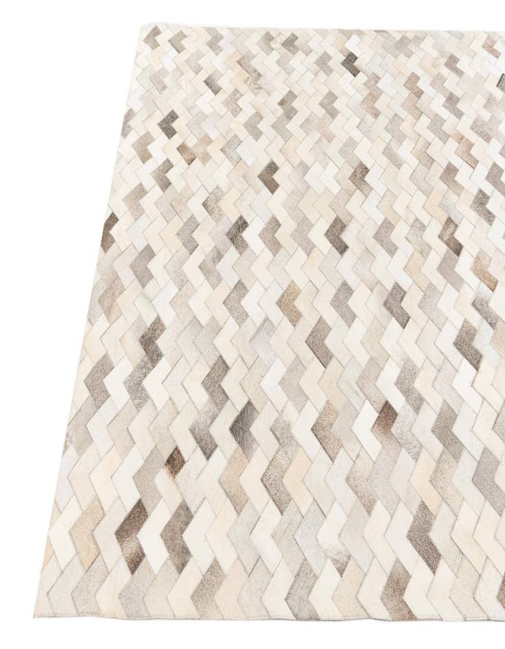 Detail image of  6' x 9' 1 Cowhide Stocks Rug