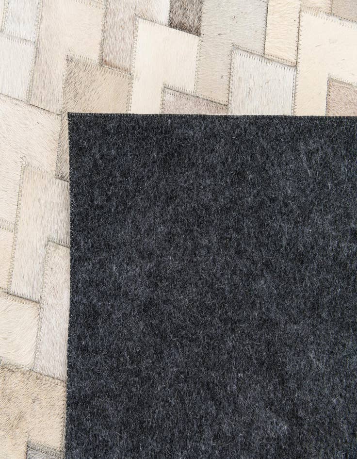 Detail image of  6' x 9' Cowhide Stocks Rug