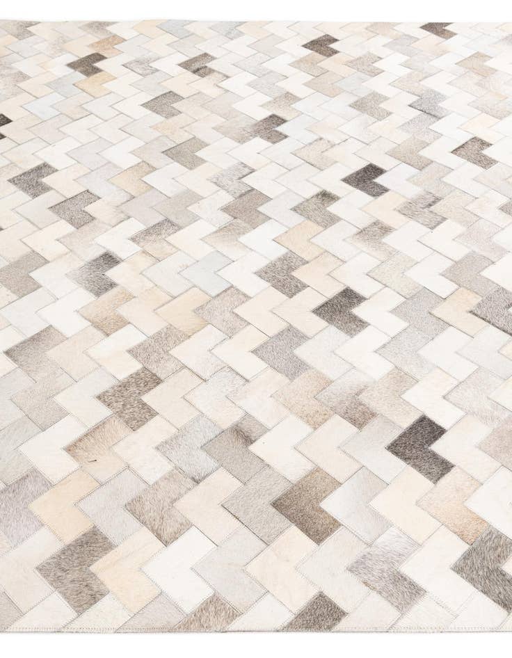 Detail image of  6' x 9' Cowhide Stocks Rug