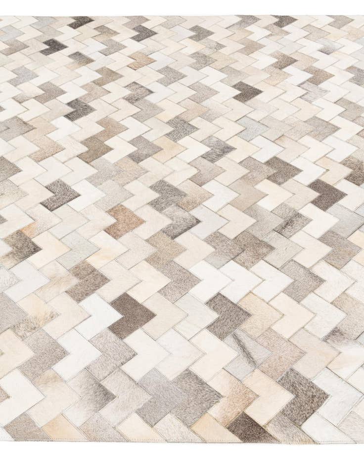 Detail image of  6' x 9' Cowhide Stocks Rug