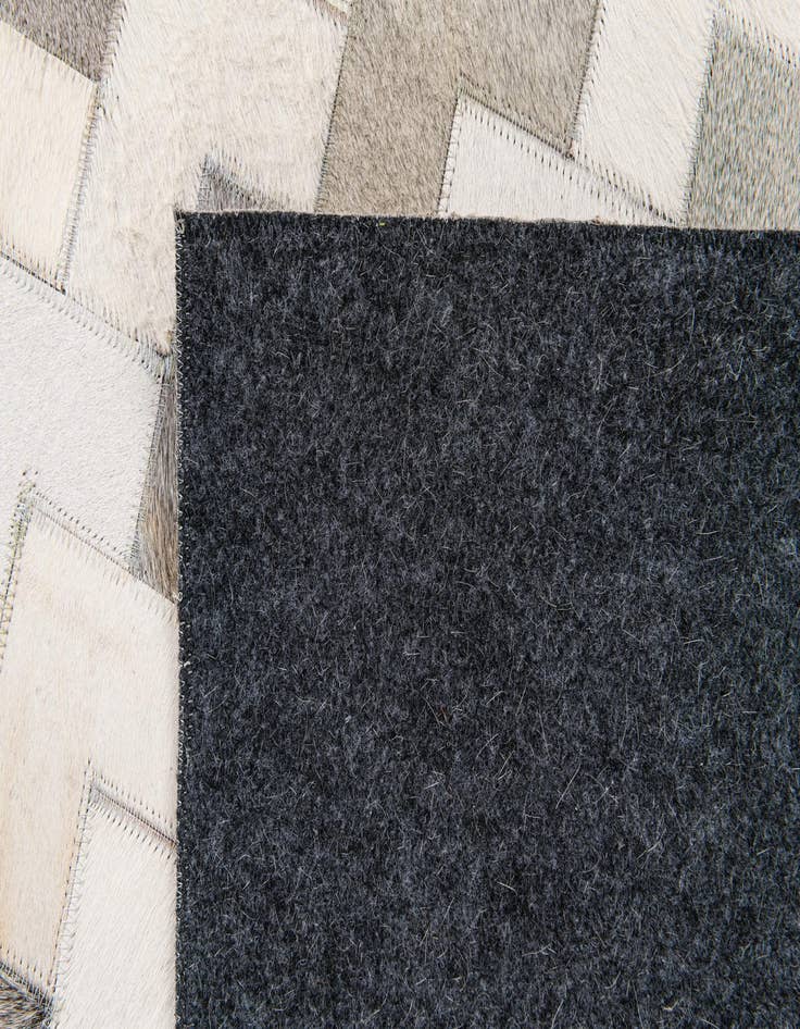 Detail image of  6' x 9' Cowhide Stocks Rug