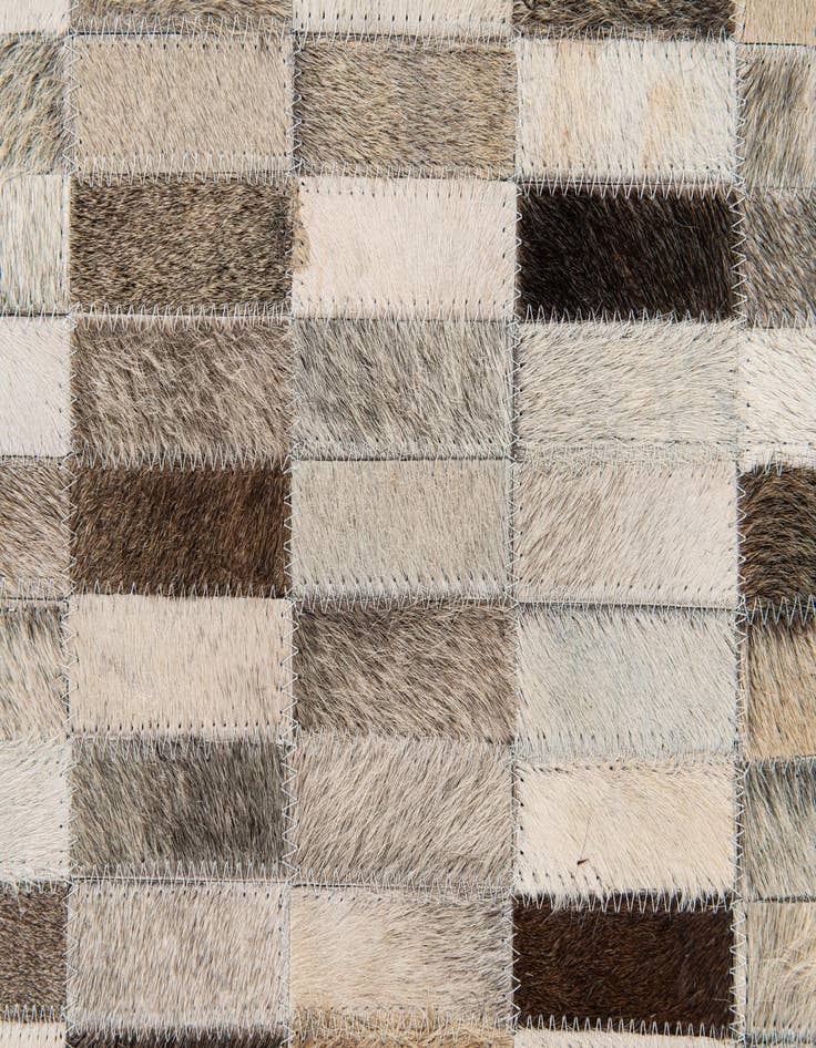 Detail image of  6' x 9' Cowhide Stocks Rug