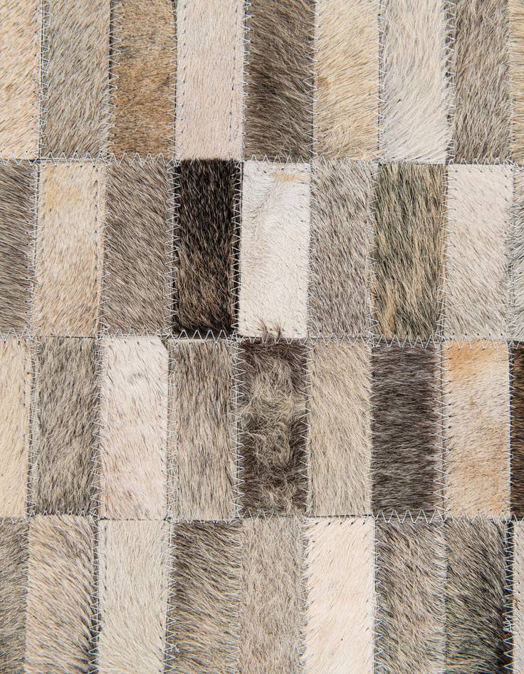 Detail image of  6' x 9' Cowhide Stocks Rug