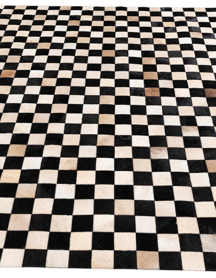 Detail image of  6' 8 x 9' 9 Cowhide Stocks Rug