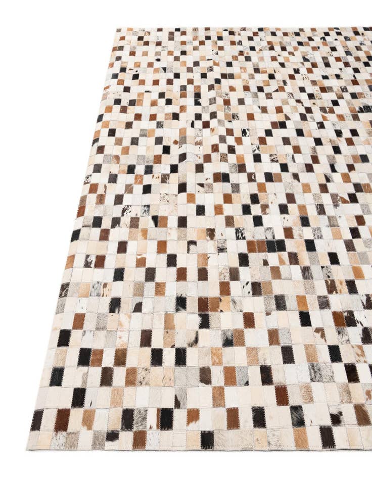 Detail image of  5' x 7' 10 Cowhide Stocks Rug