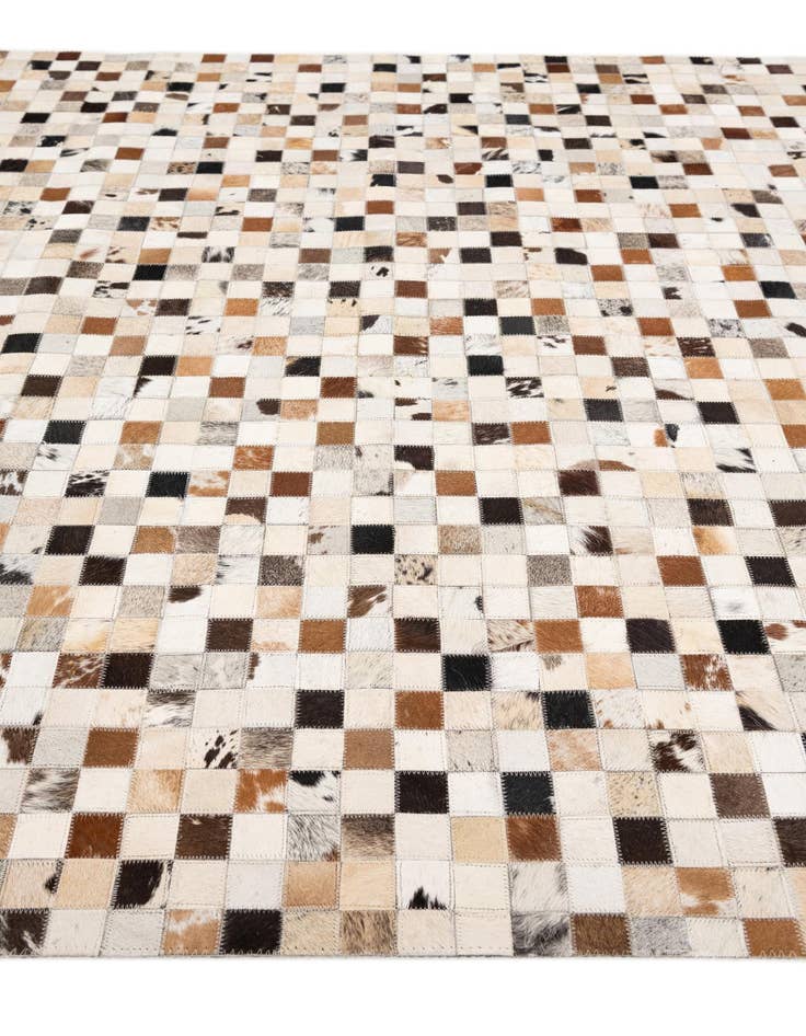 Detail image of  5' x 7' 10 Cowhide Stocks Rug