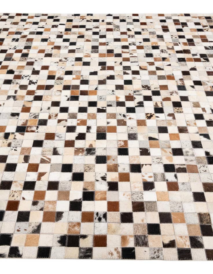 Detail image of  5' x 7' 10 Cowhide Stocks Rug