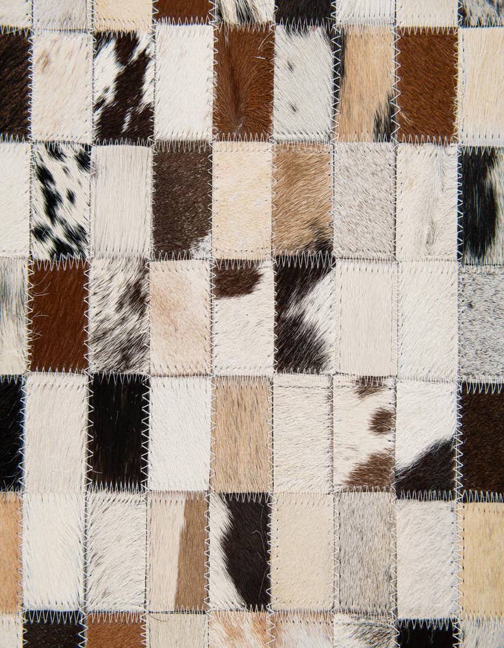 Detail image of  5' x 7' 10 Cowhide Stocks Rug