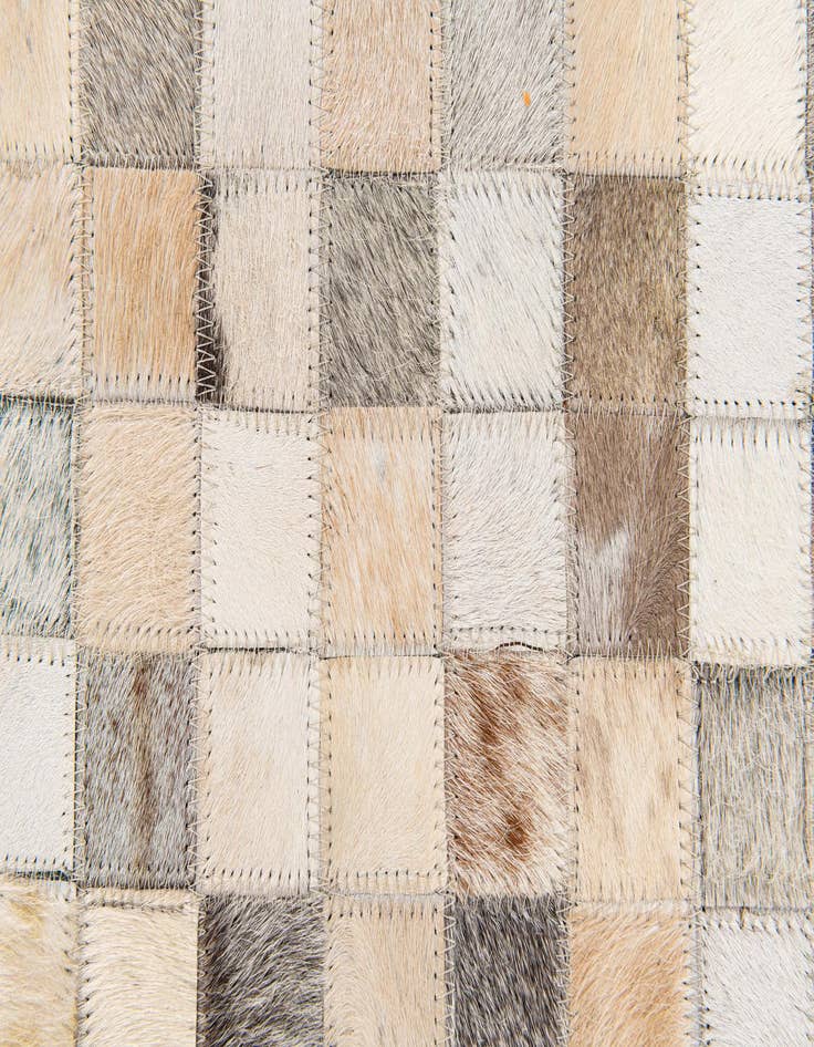 Detail image of  4' 11 x 8' Cowhide Stocks Rug