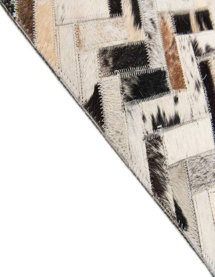 Detail image of  5' x 8' 1 Cowhide Stocks Rug