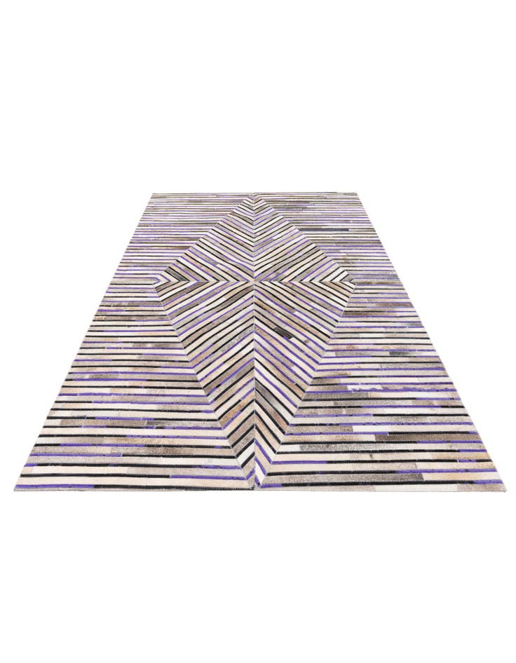 Detail image of  5' x 7' 10 Cowhide Stocks Rug