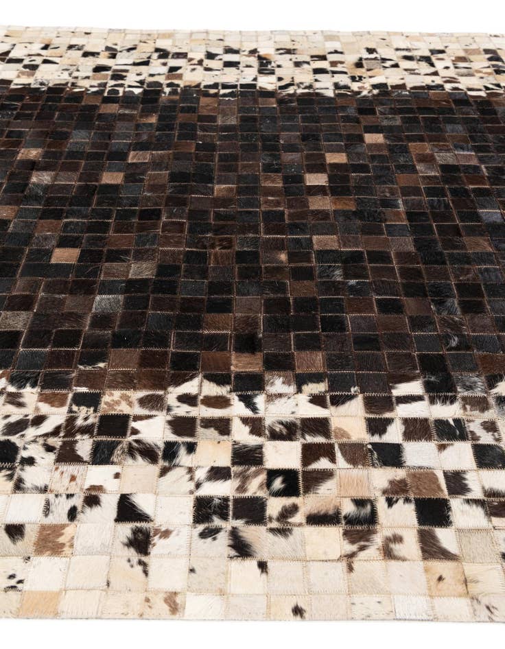 Detail image of  5' x 7' 10 Cowhide Stocks Rug