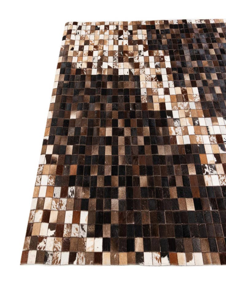 Detail image of  5' x 7' 10 Cowhide Stocks Rug