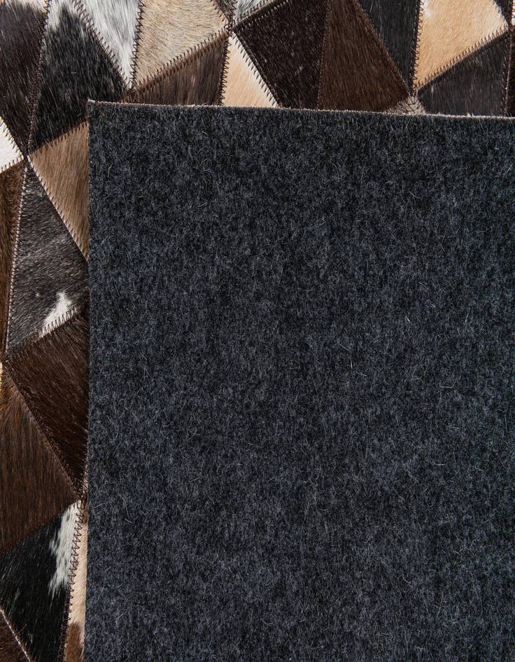 Detail image of  5' x 8' 1 Cowhide Stocks Rug