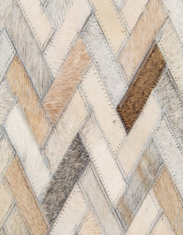 Detail image of  4' 10 x 7' 9 Cowhide Stocks Rug