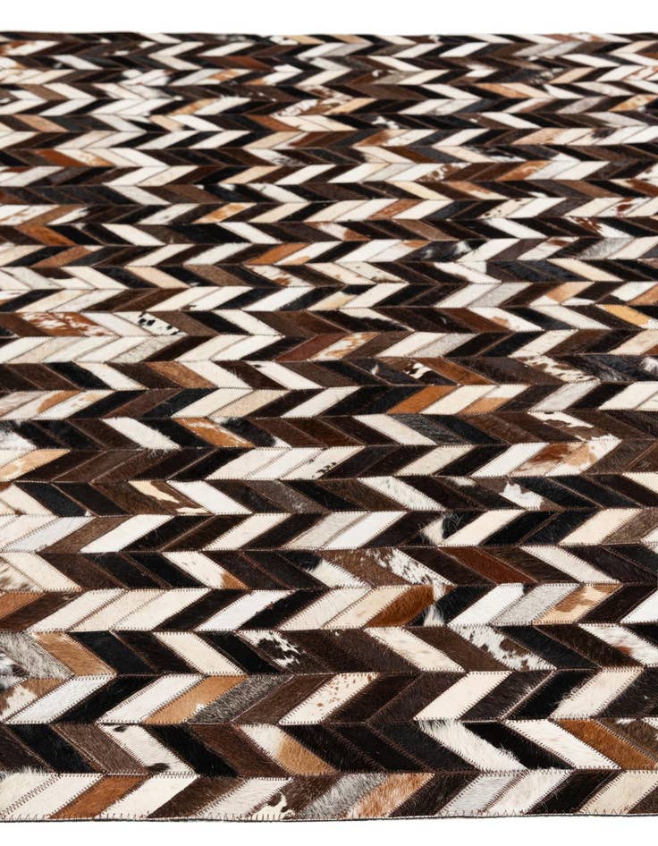 Detail image of  4' 11 x 8' Cowhide Stocks Rug