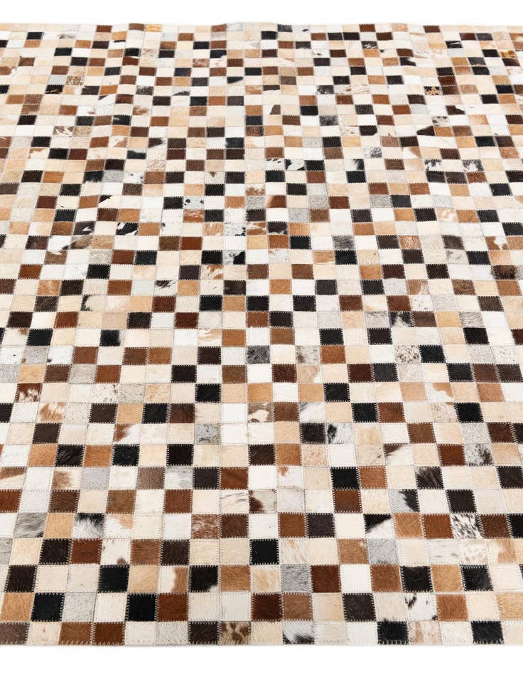 Detail image of  5' x 7' 10 Cowhide Stocks Rug