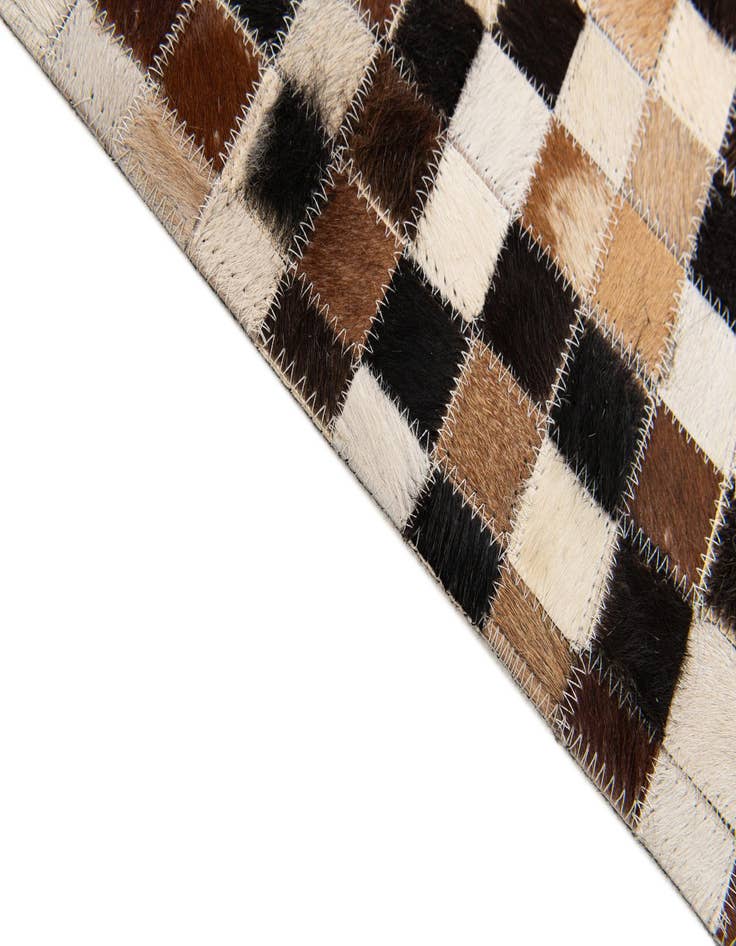 Detail image of  5' 6 x 7' 6 Cowhide Stocks Rug