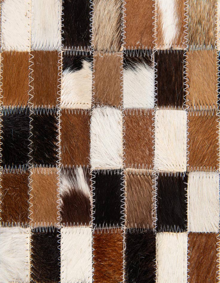 Detail image of  5' 4 x 7' 9 Cowhide Stocks Rug