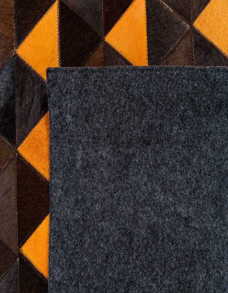 Detail image of  5' x 8' 1 Cowhide Stocks Rug