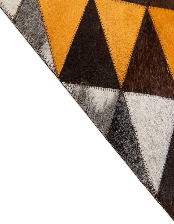 Detail image of  4' 10 x 8' 1 Cowhide Stocks Rug